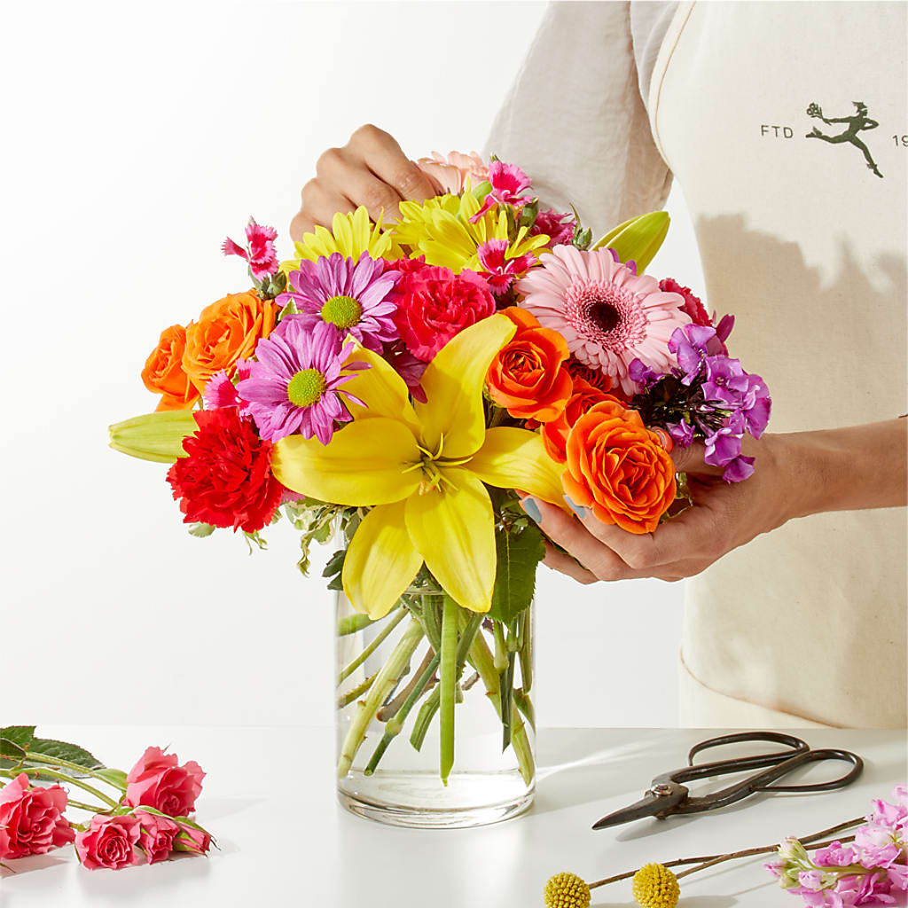 Cue the Confetti - A Florist Original – Murphy Florist, Cincinnati OH