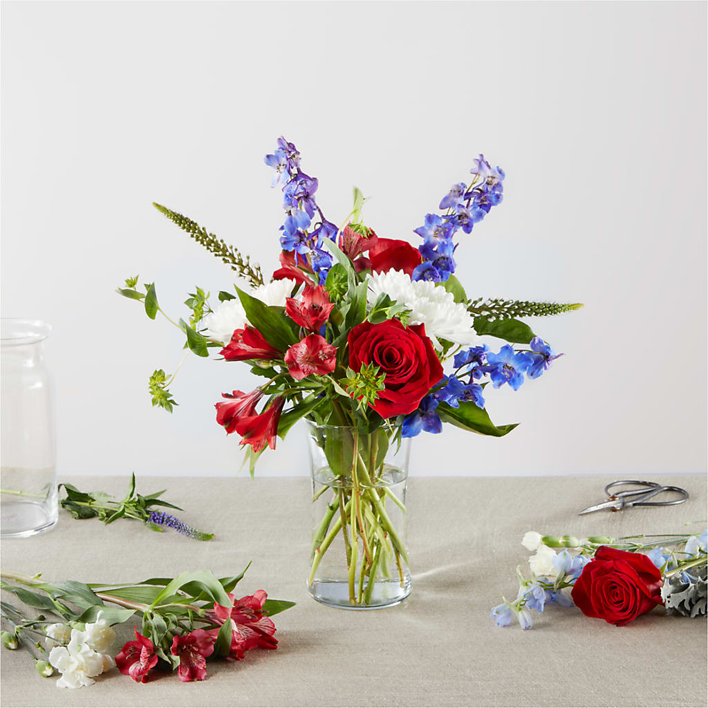 Star Spangled - A Florist Original – Murphy Florist, Cincinnati OH