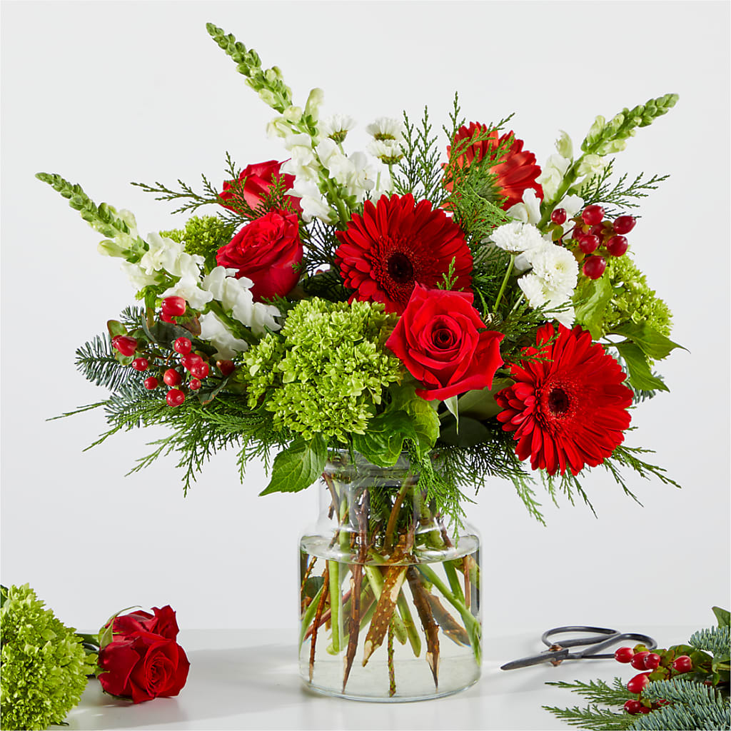 Merry Moment Bouquet – A Florist Original – Murphy Florist, Cincinnati OH