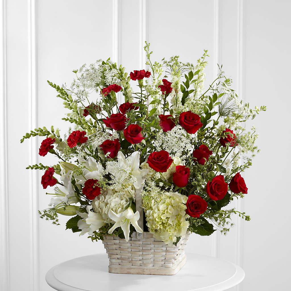 In Loving Memory Arrangement – Murphy Florist, Cincinnati OH