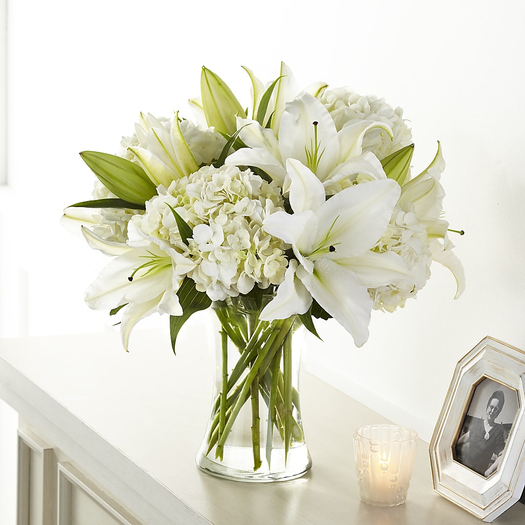 Compassionate Lily Bouquet – Murphy Florist, Cincinnati OH