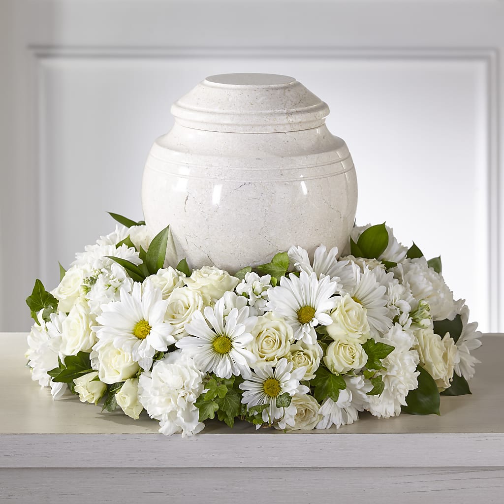 Ivory Gardens Cremation Adornment – Murphy Florist, Cincinnati OH