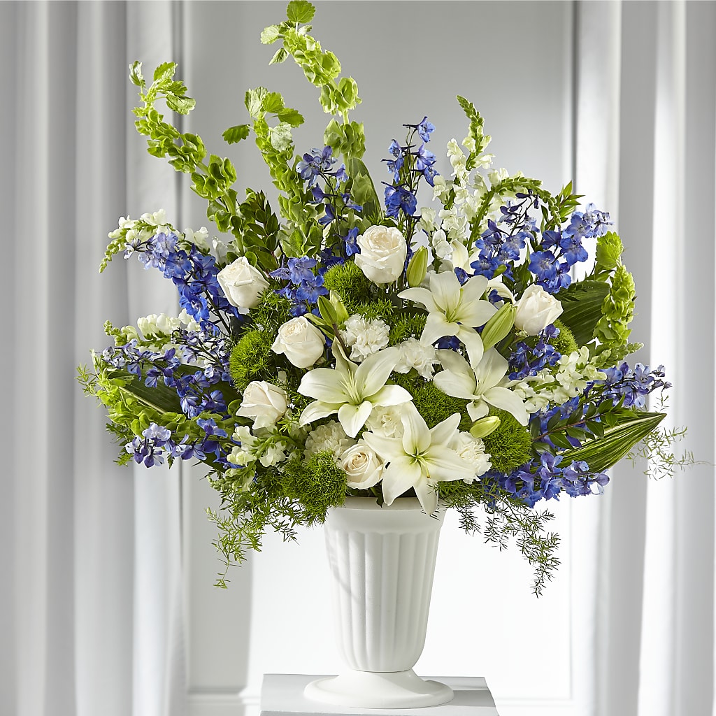 Heartfelt Hope Arrangement – Murphy Florist, Cincinnati OH