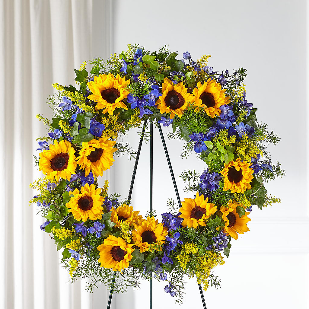 Bright Rays Wreath – Murphy Florist, Cincinnati OH