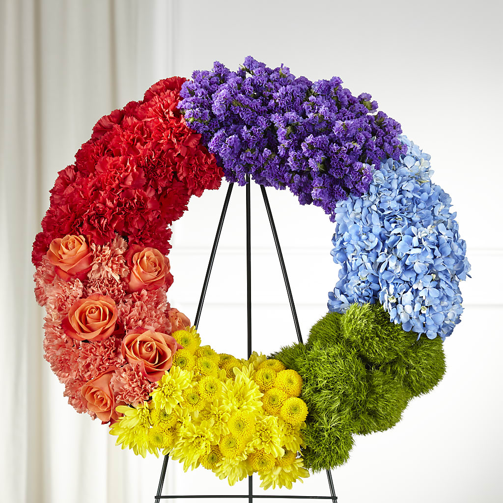Circle of Love Wreath – Murphy Florist, Cincinnati OH