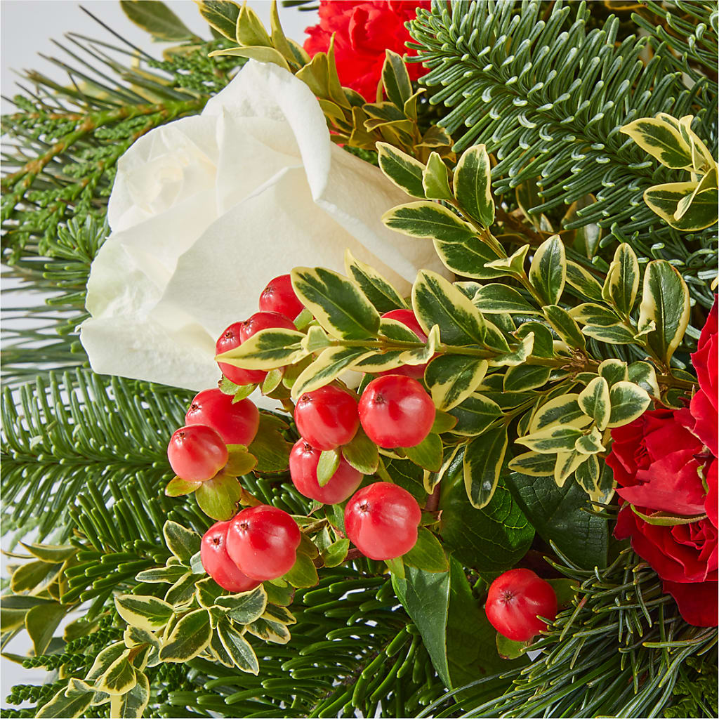 December Dreams Centerpiece –  Murphy Florist, Cincinnati OH