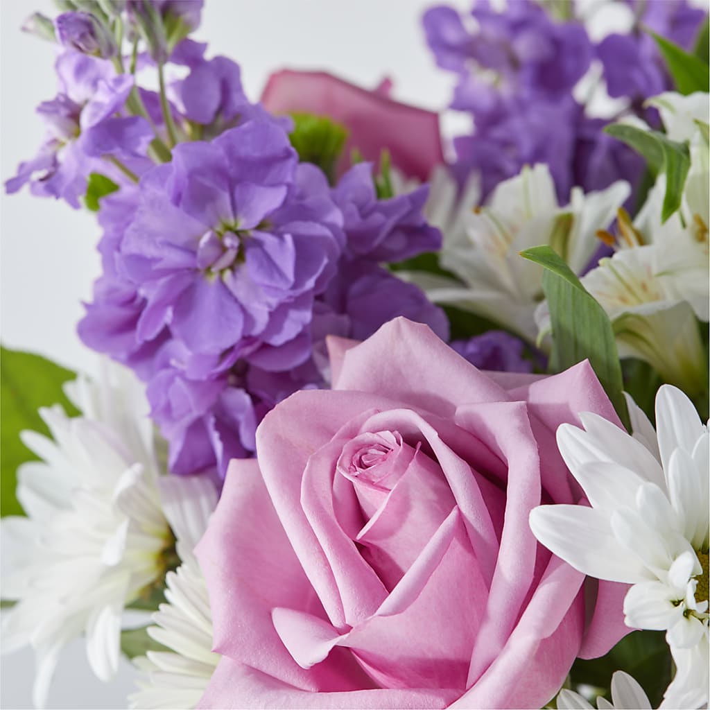 Garden of Peace Bouquet –  Murphy Florist, Cincinnati OH