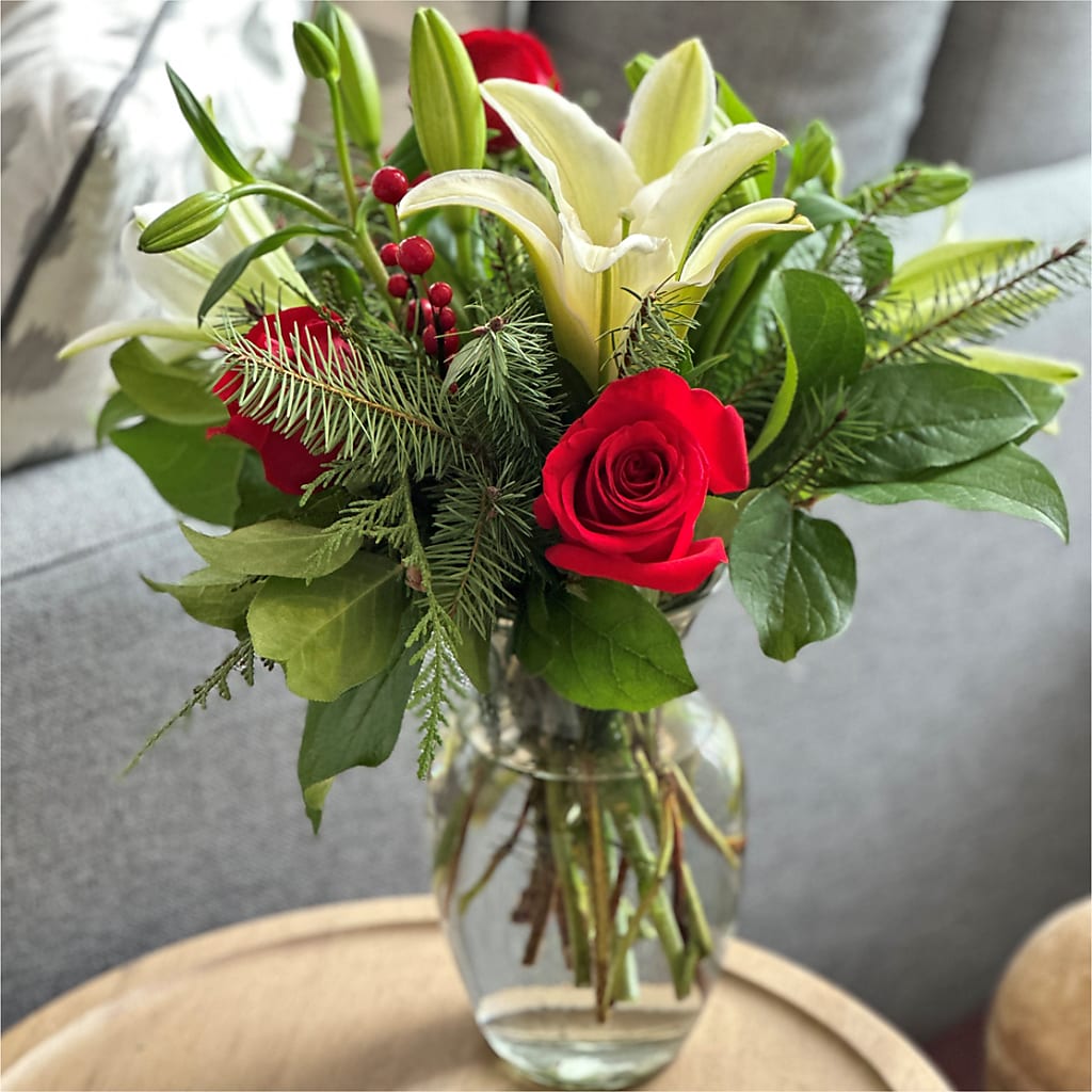 Sparkling Snowflakes Bouquet –  Murphy Florist, Cincinnati OH
