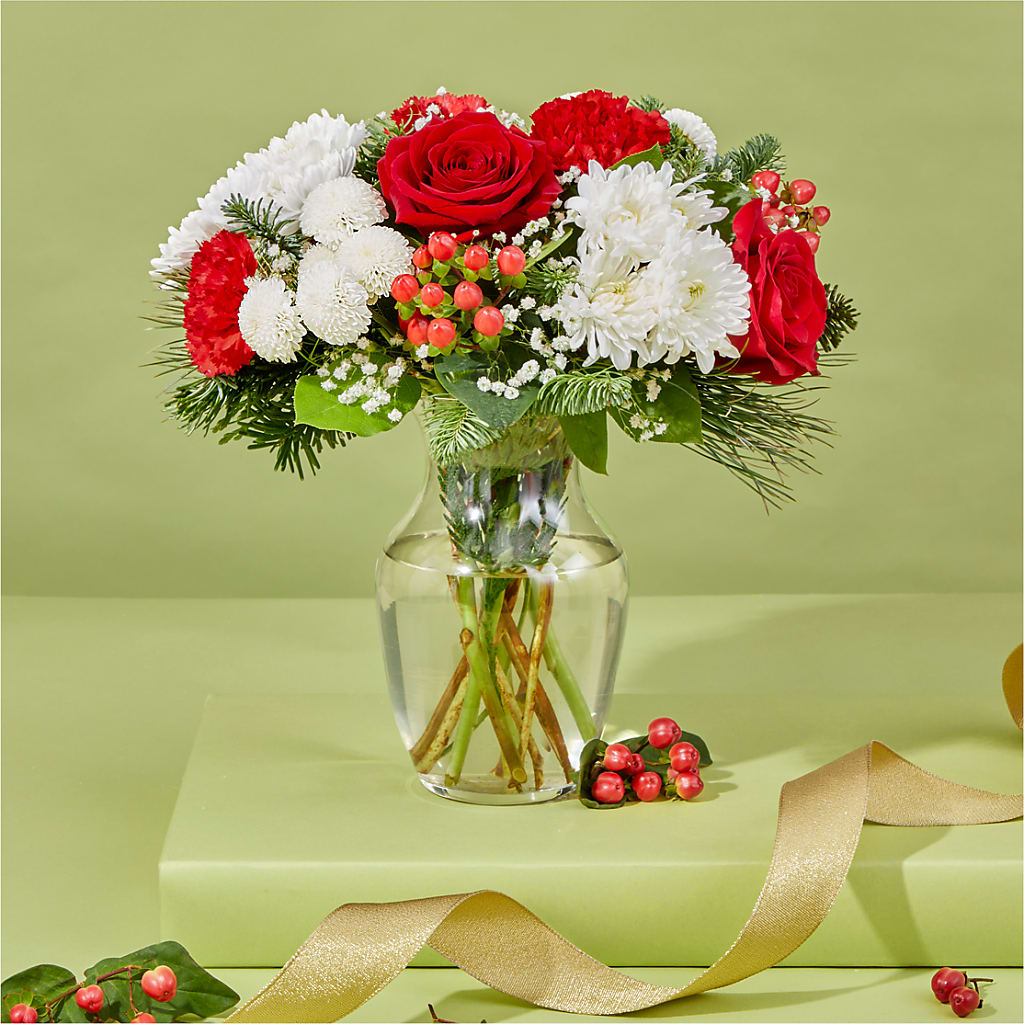 Chance of Flurries Bouquet –  Murphy Florist, Cincinnati OH