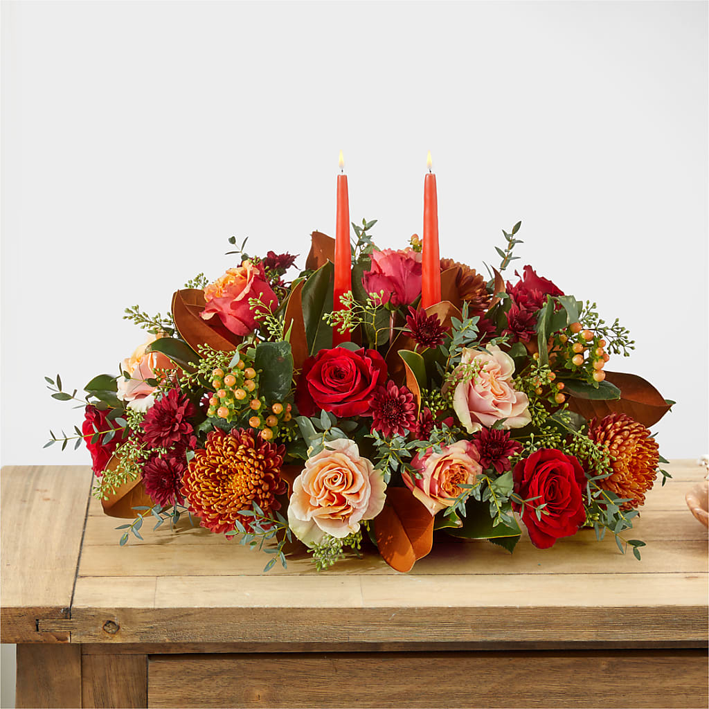 Gather Near Centerpiece –  Murphy Florist, Cincinnati OH
