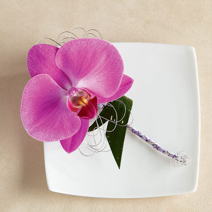 Glorious Boutonniere –  Murphy Florist, Cincinnati OH